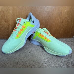 Nike Men's Lime Green and Orange Running Shoes